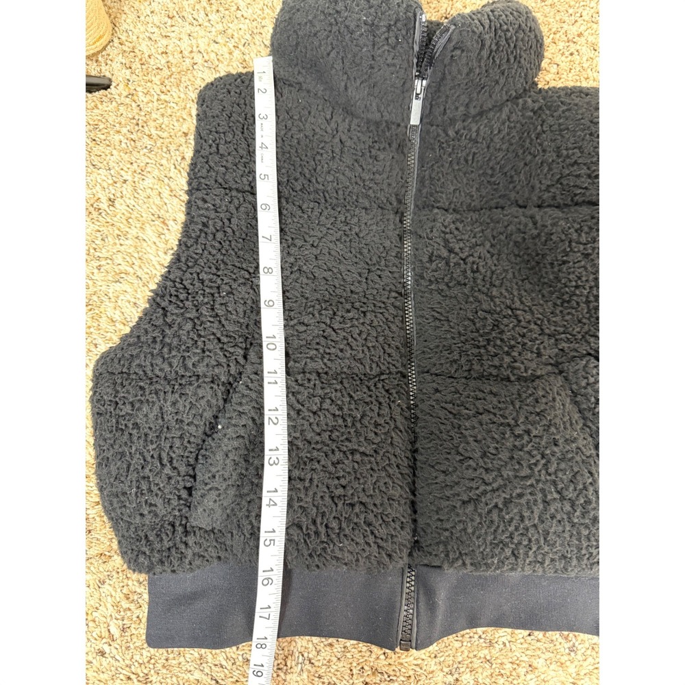 Flamingo Heart Black Sherpa Faux Fur Puffer Vest BJJV807 Size Medium NWT - Picture 9 of 11